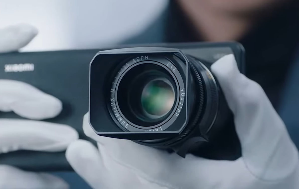 Igazi fényképezőgépet csinált a Xiaomi a 12S Ultra-ból, külső objektívvel