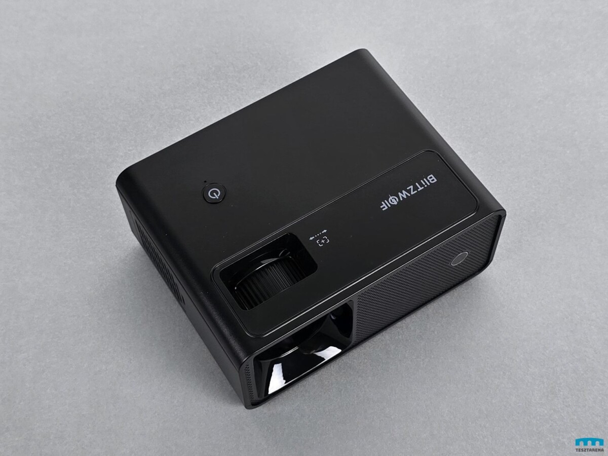 A BlitzWolf BW-V1 projektor