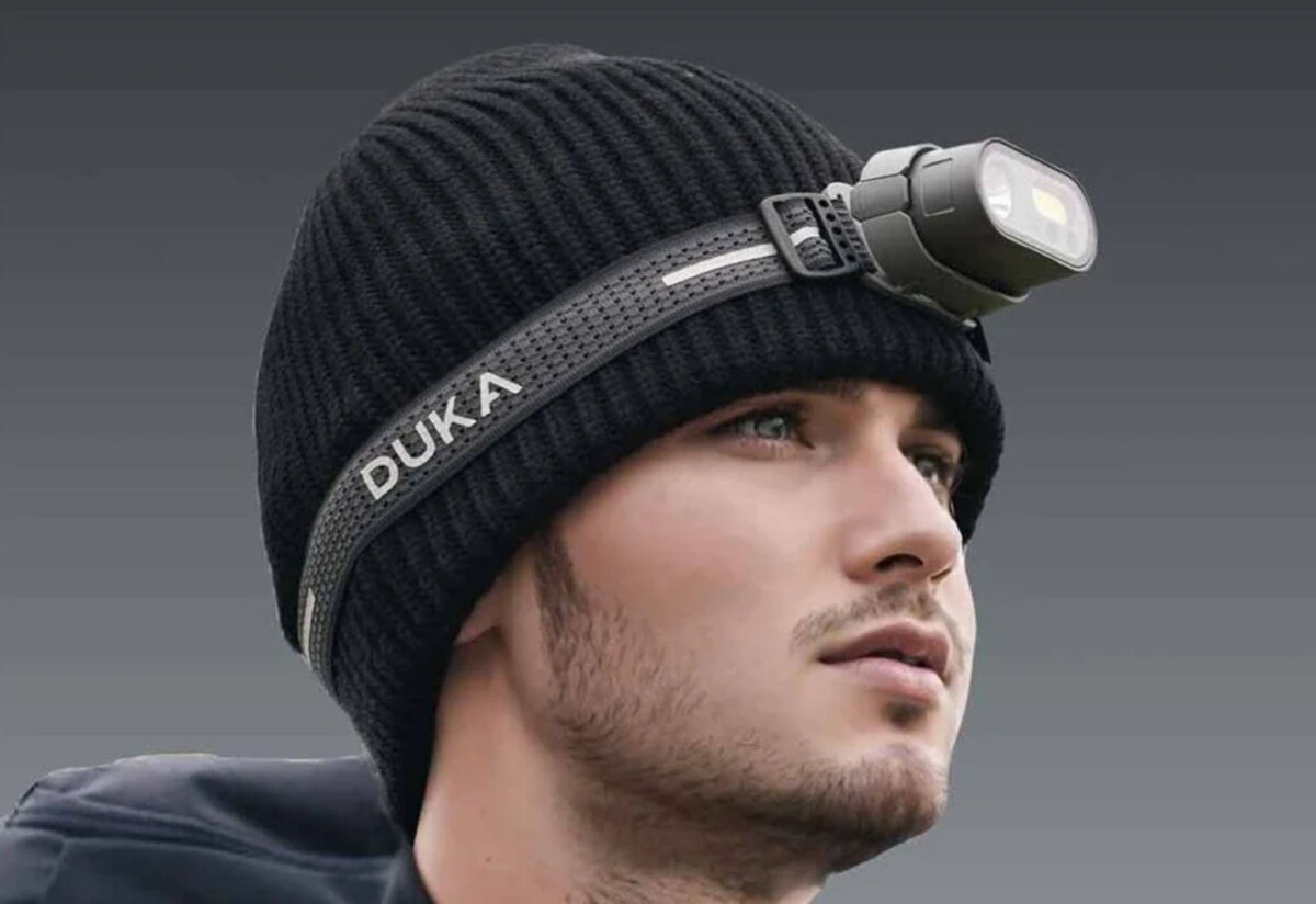 Szuperolcsó és intelligens fejlámpa: integess, és világít