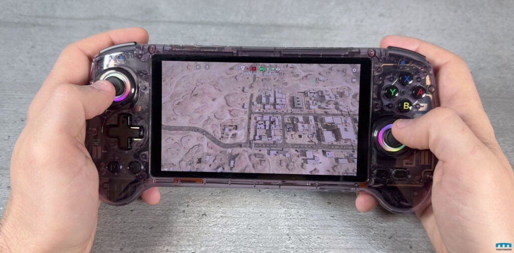 Anbernic RG557 kézi játékkonzol kijelző