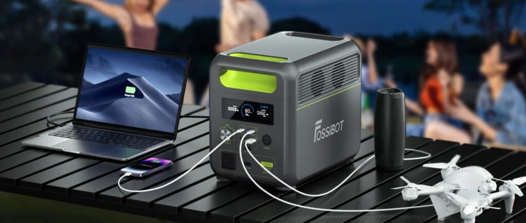 FOSSiBOT F1200 power station - eszközök töltése