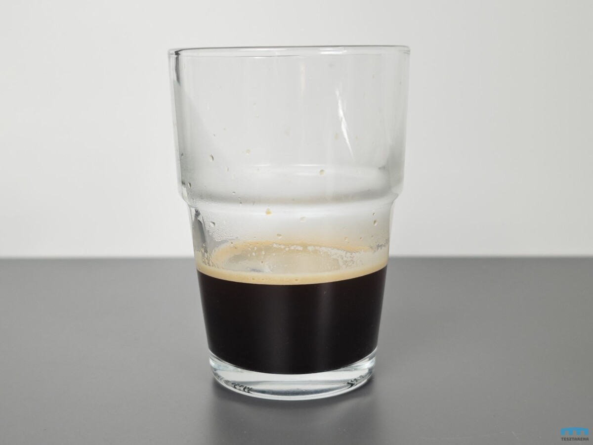 HiBREW H10 Plus lefőzött első kávé