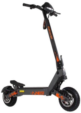 KuKirin G2 elektromos roller szemből