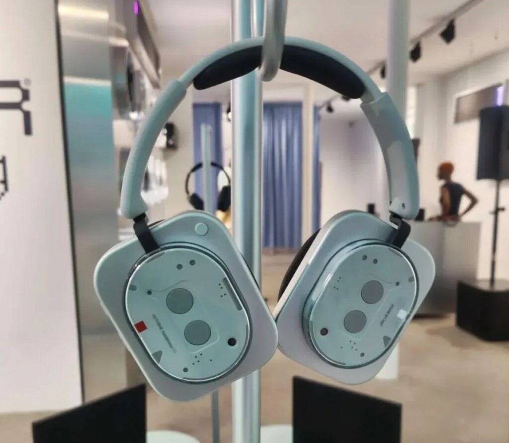 Nothing Headphone (1) fejhallgató leak kék