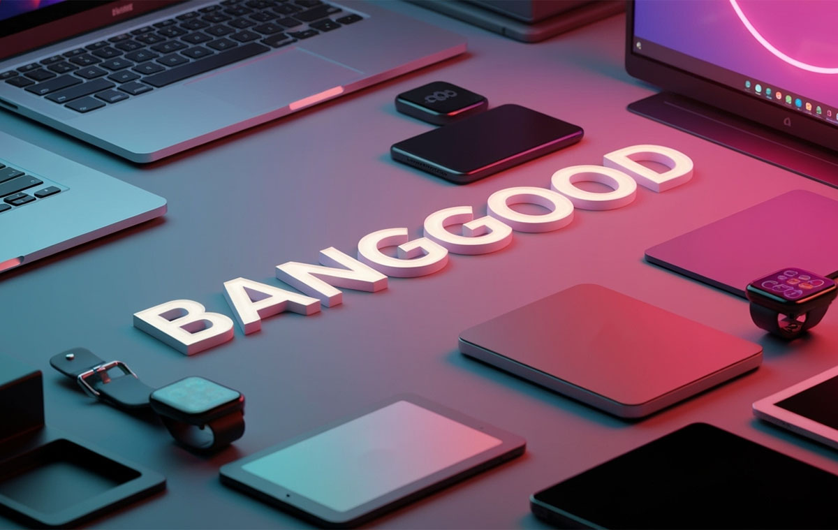 300 terméket leárazott a Banggood webáruház - köztük okosóra, fülhallgató, SUP