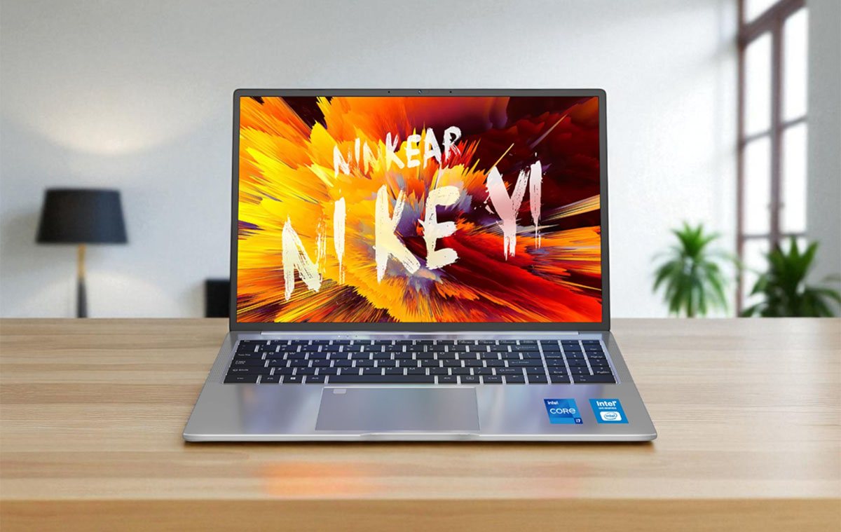 Ki mondta, hogy egy felsőkategóriás laptop drága? Itt van ez és olcsó: 10 mag, 32GB RAM, 120Hz-es kijelző