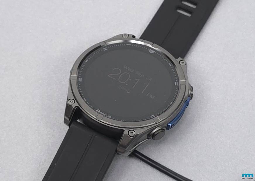 Zeblaze Vibe 8 okosóra töltés közben