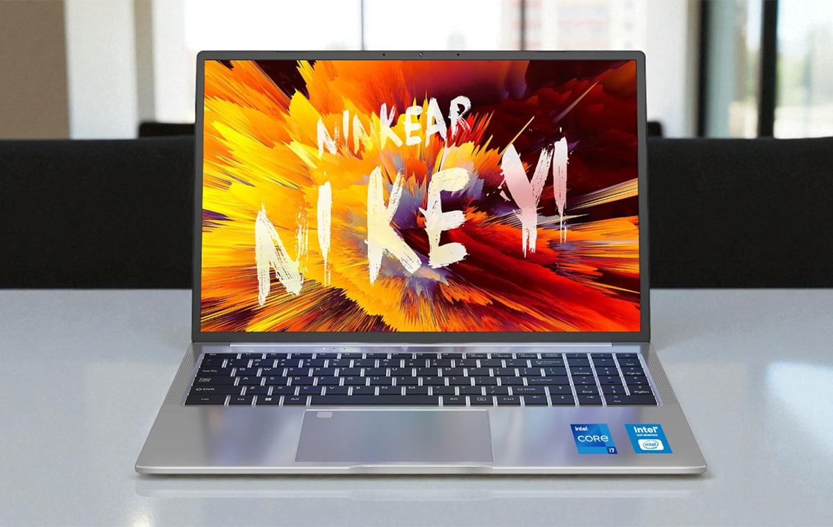 Extrém laptop az extrém igényekre, 14 maggal és 32GB RAM-mal, nagyon olcsón