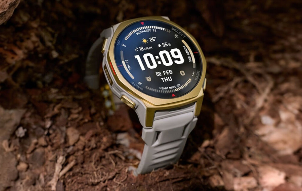 Kisebb, mégis erősen vízálló és strapabíró az új 44mm-es Amazfit T-Rex 3 Pro okosóra