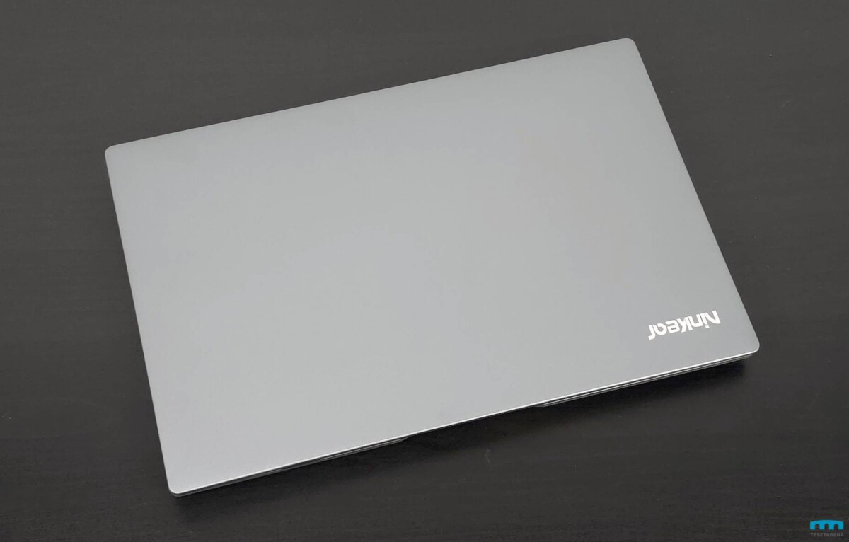 Ninkear N16 Pro összecsukva