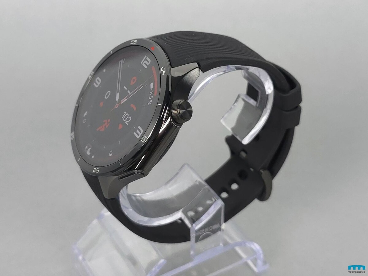 OnePlus Watch 3 okosóra fekete változat