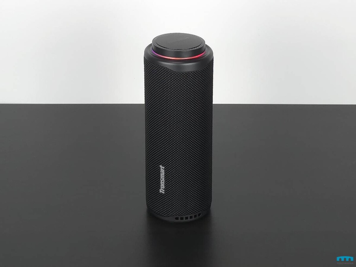Tronsmart T8 bluetooth hangszóró fentről