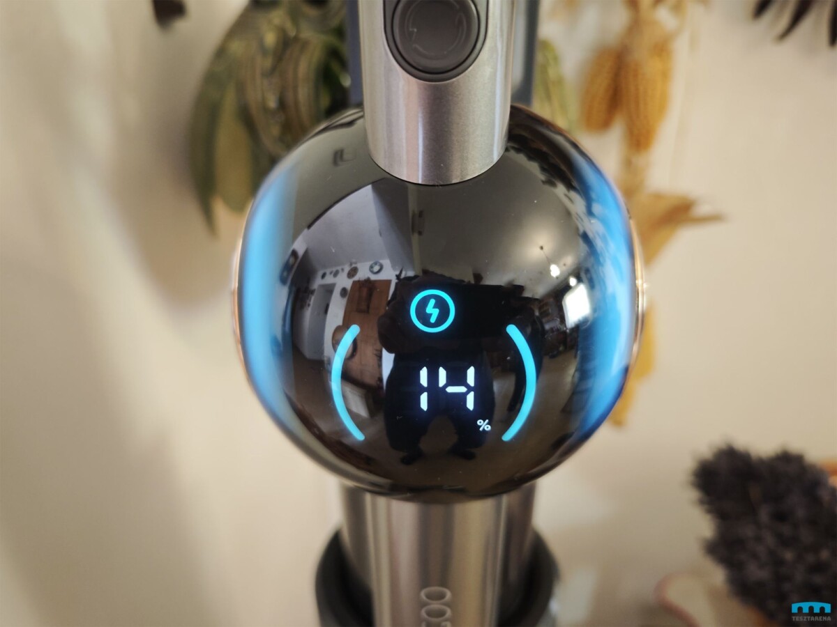 Jigoo V700 közelről