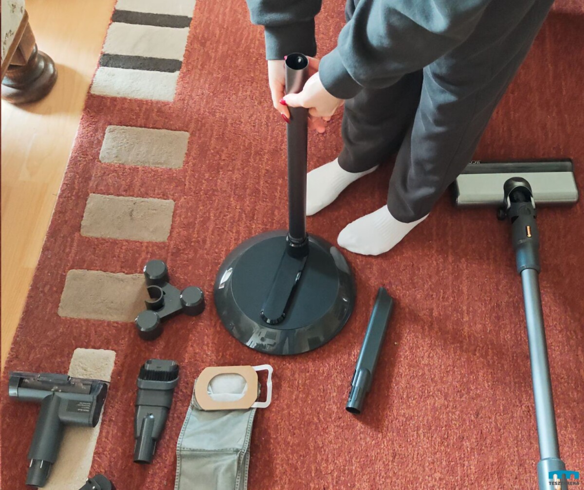 Jigoo V700 összeszerelés második lépése