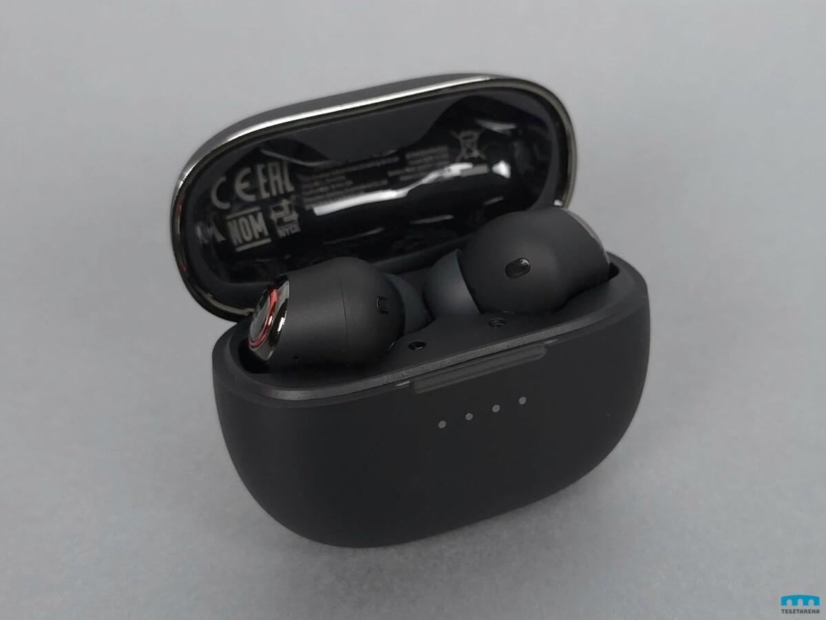 Tronsmart Sounfii NC 2 vezetéknélküli fülhallgató kinyitva