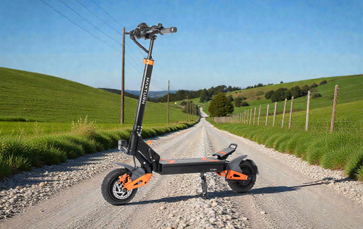 A MAXTURN X1 Ultra egy extrém elektromos terep roller 2200W összteljesítménnyel