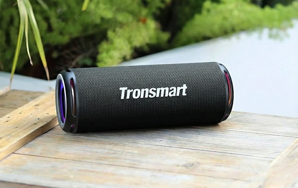 Nekem nagyon tetszett és most "ingyen" lehet kipróbált, nagyon jó okos hangszóród