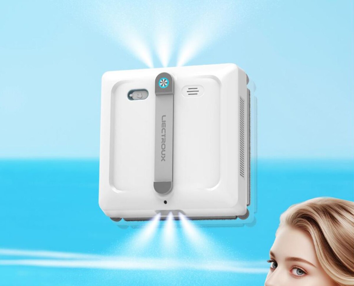 Liectroux S9 hat irányú vízpermetezéssel