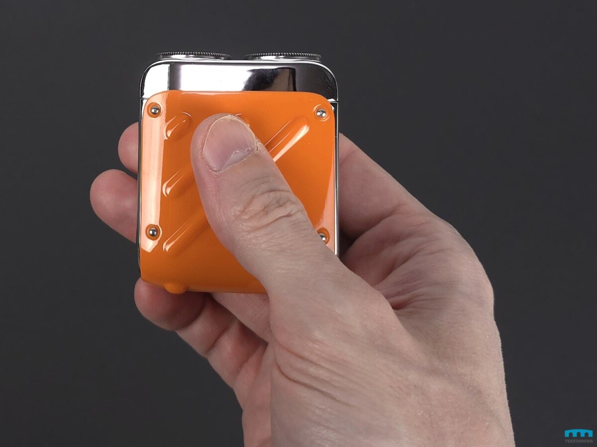 Metz Traveller elektromos borotva mérete