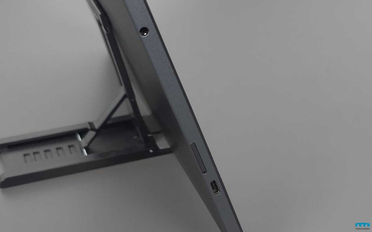 Teclast T65 SIM, 3.5mm jack