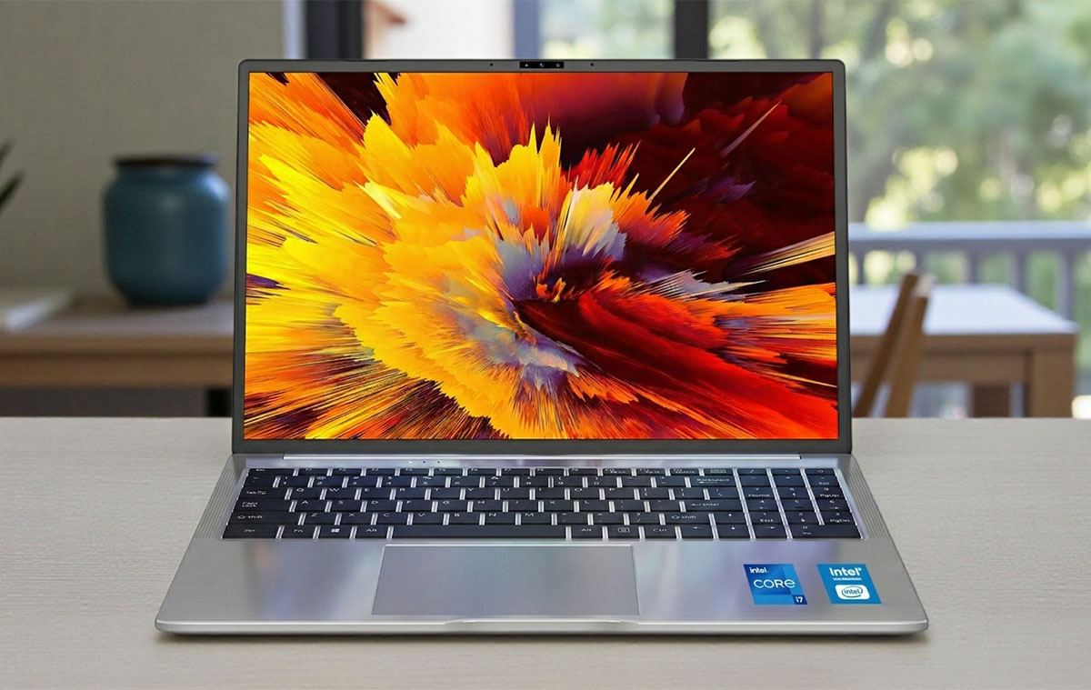 Brutál erős, 14 magos laptop, 120Hz-es kijelzővel, nagyon olcsón