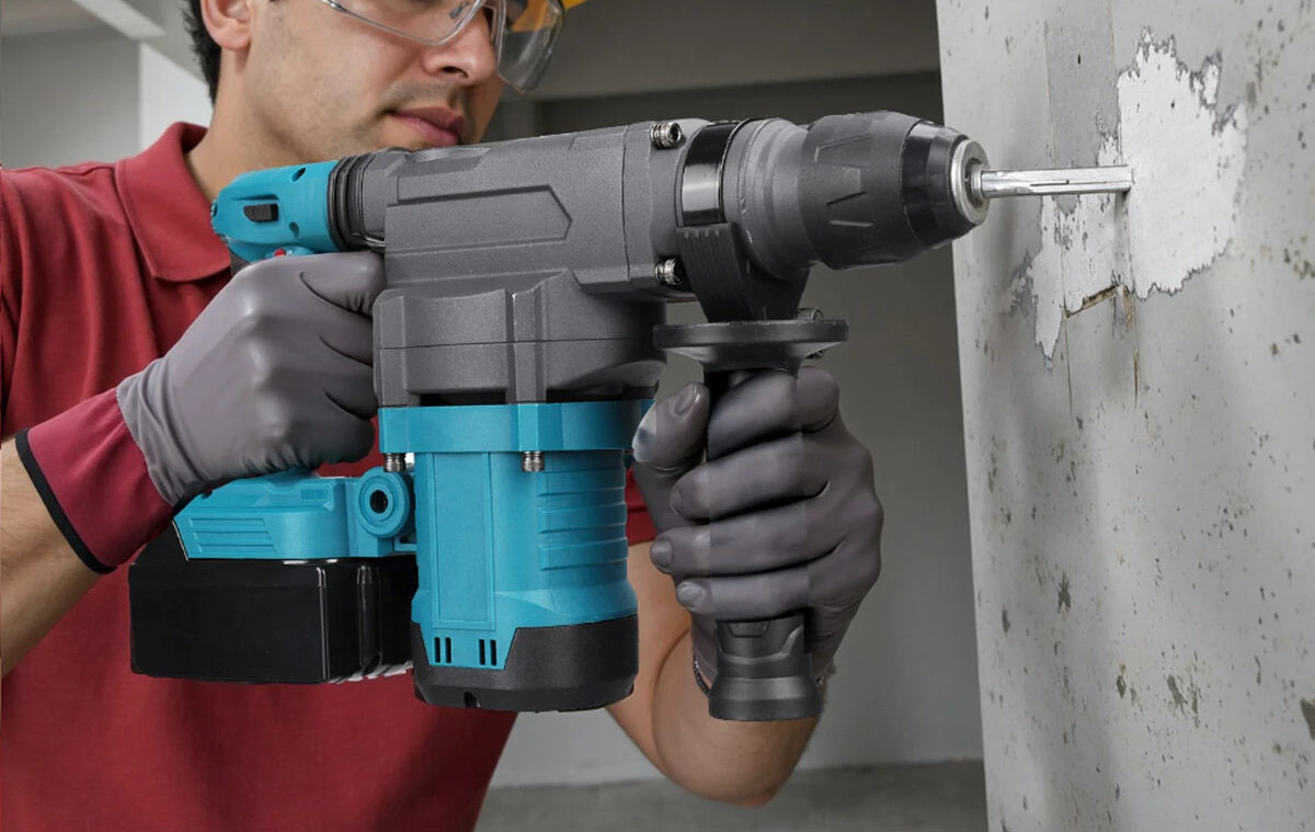 Mit tud és mire jó egy modern akkus ütvefúró?