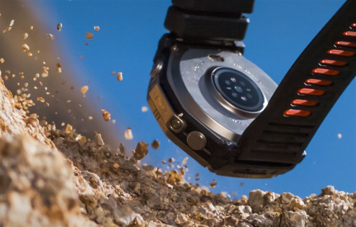 Amazfit T-Rex Ultra 2 strapabíró, vízálló okosóra