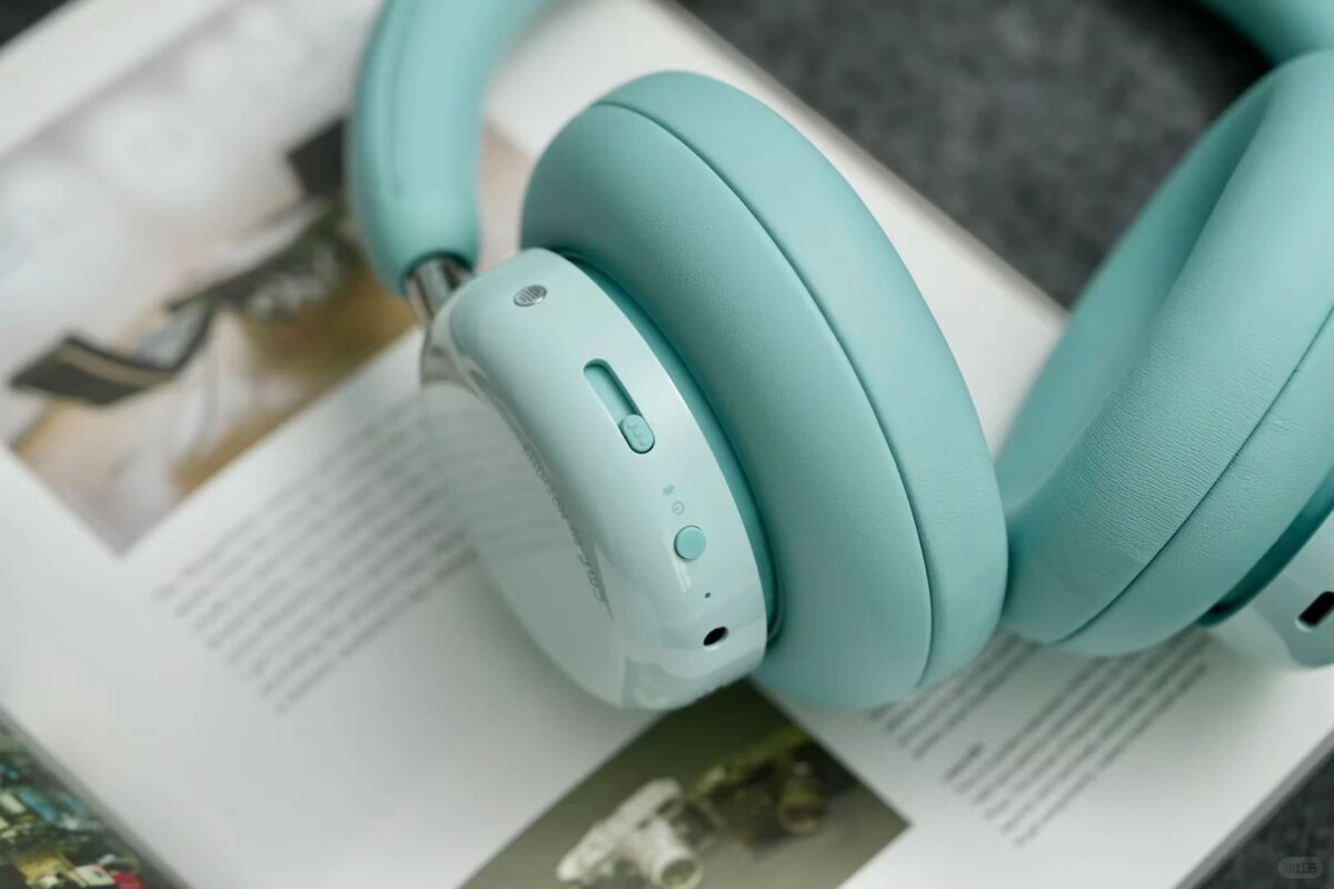 CMF Headphone Pro Energy Slider hangszínszabályzó