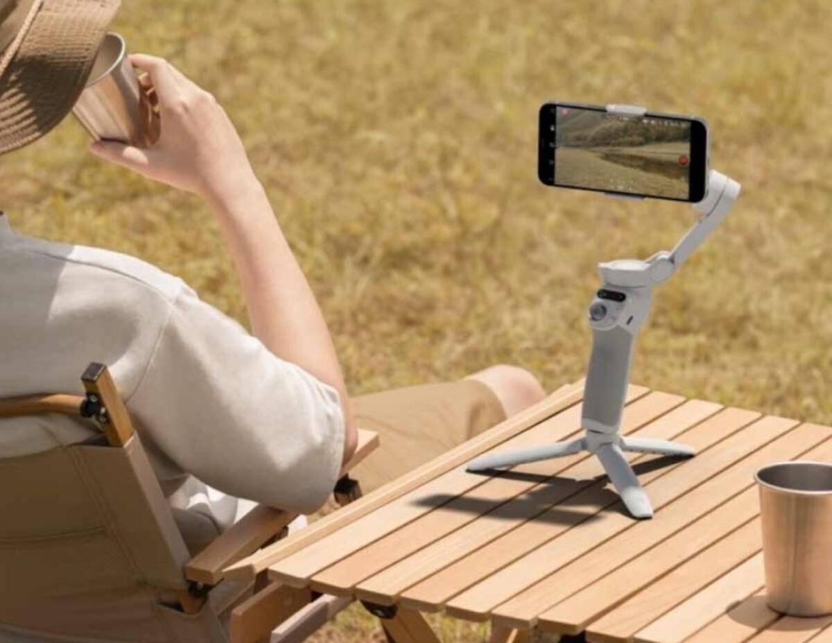 DJI Osmo Mobile SE tripod