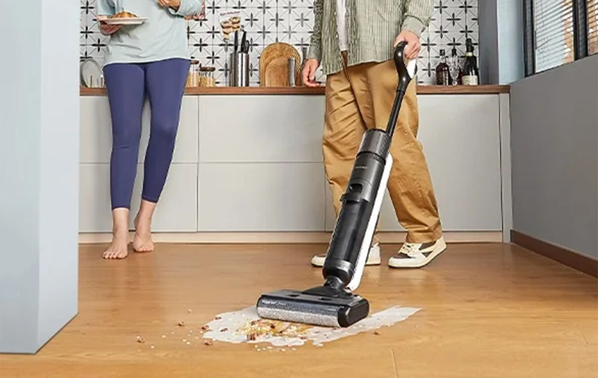 Porszívózás, söprés és felmosás egyszerre az Ultenic AC1 Elite takarítógéppel