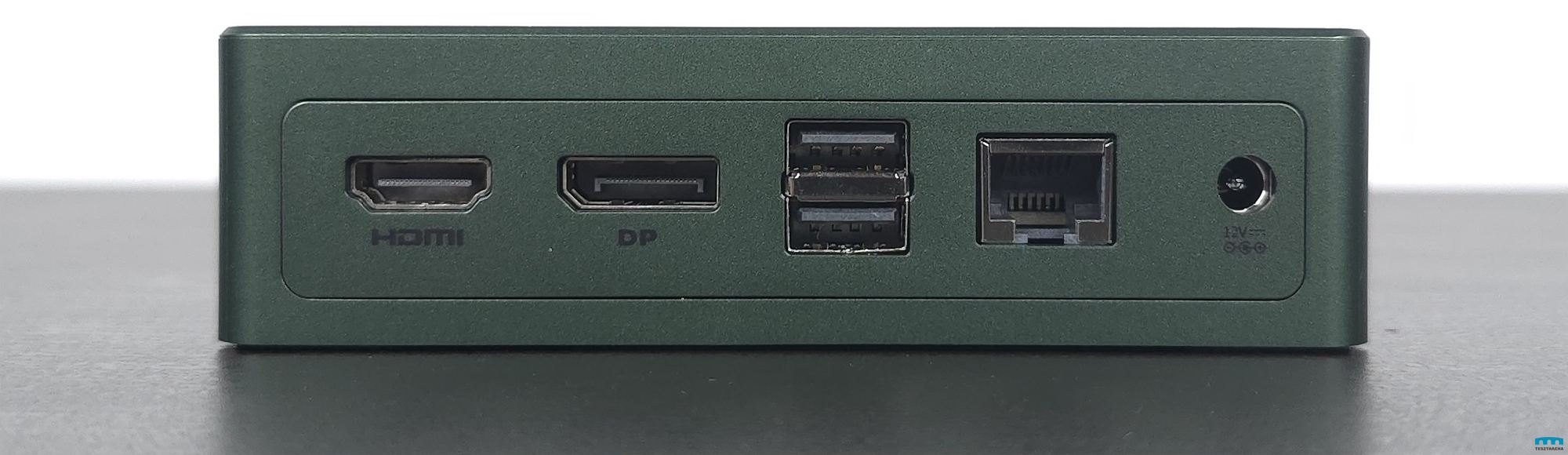 BMAX B6 Turbo mini PC bemenetek