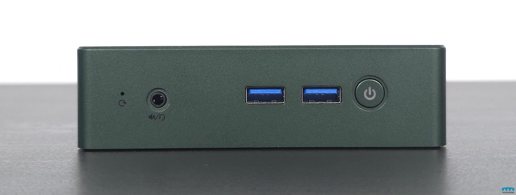 BMAX B6 Turbo mini PC eleje