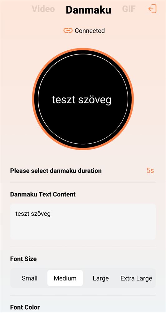 Okos kitűző kijelzővel szöveg
