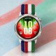 A Huawei Watch GT Runner 2 Racing Legend Edition okosóra látványos dizájnnal érkezett