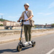 Az Ausom K20 nagyon olcsó, mégis erős és kényelmes, 1100W-os roller - 45 km/h, 70 km!
