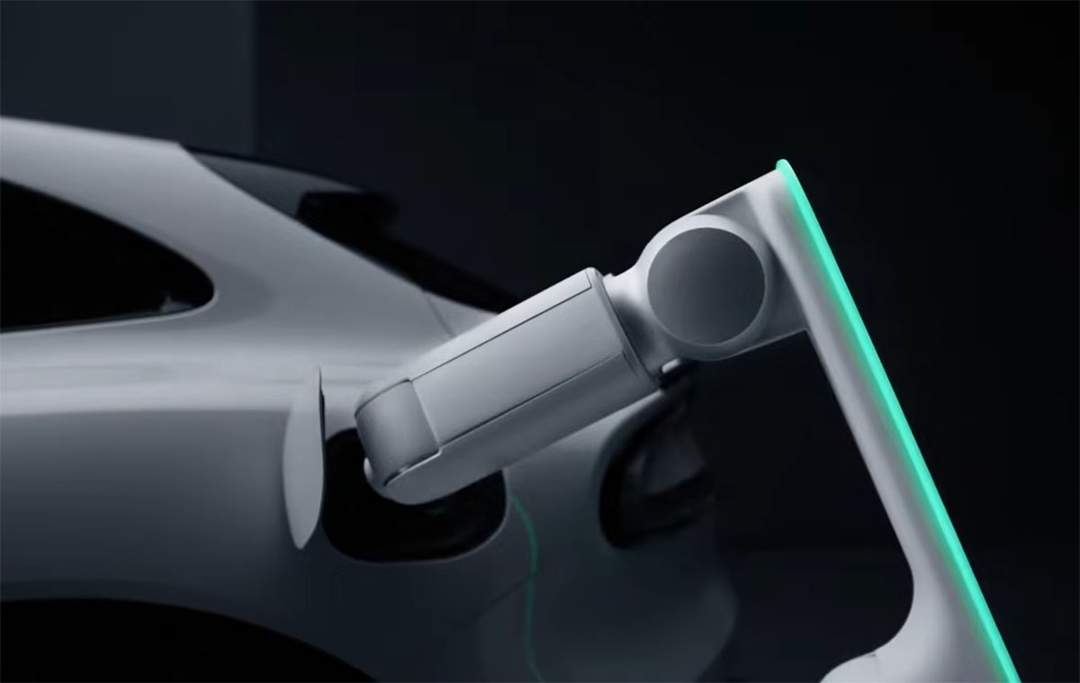 A Xiaomi egy robotikus töltőkart mutatott be elektromos autókhoz