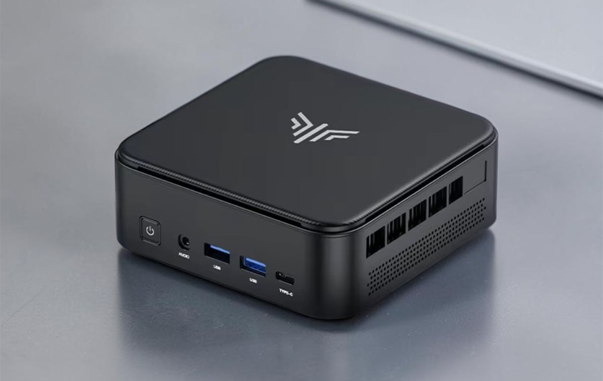 Nem kell nagy gépház: ez az olcsó mini PC nagyon erős, nyolcmagos Ryzen 7-et kapott