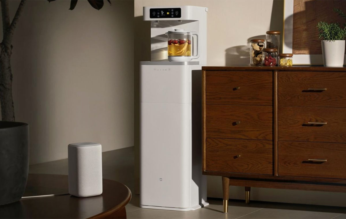 Eszement jó a Xiaomi új teagépe - másodpercek alatt készít teát és a csészéket is elmosogatja!
