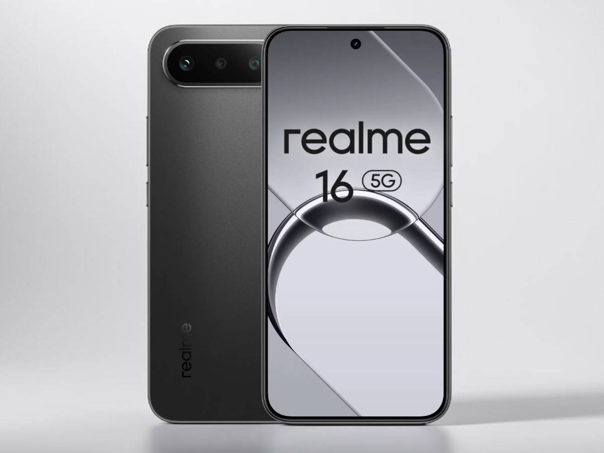 realme 16 fekete színben, stúdió fotón