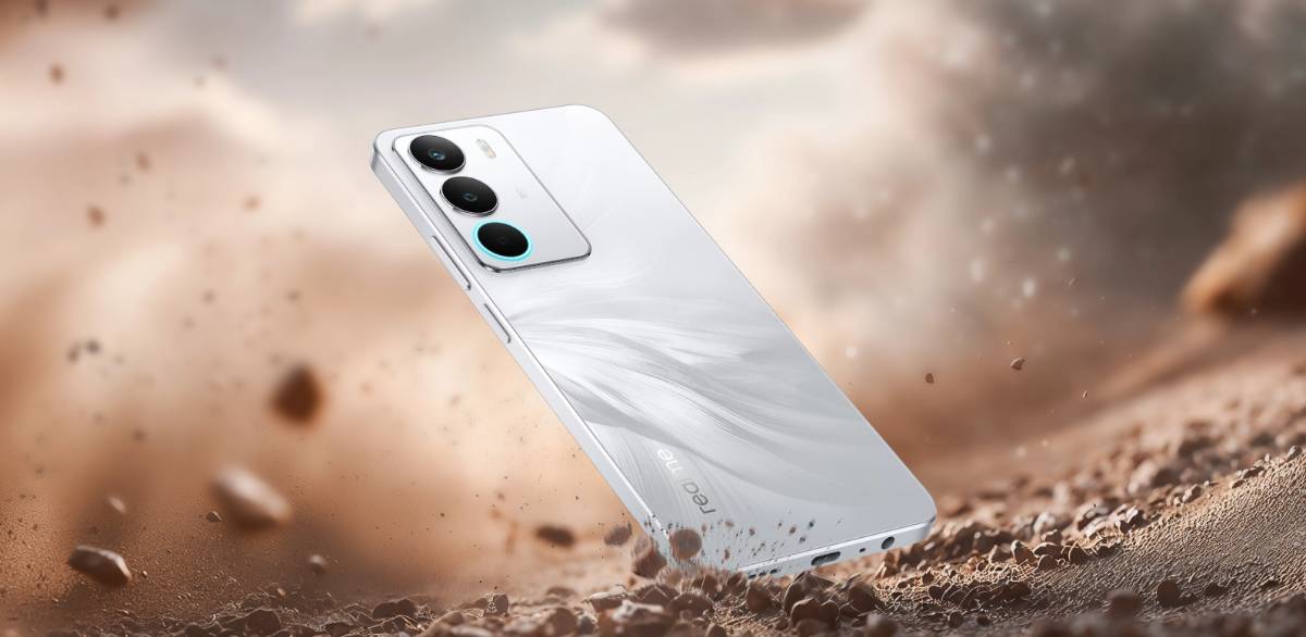 a realme C71 a strapabíróságot illusztrálva éppen esik le