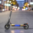Roller 800 W-os motorral, kényelmesebb kialakítással, lengéscsillapítókkal 116 000 Ft-ért: iScooter iX3