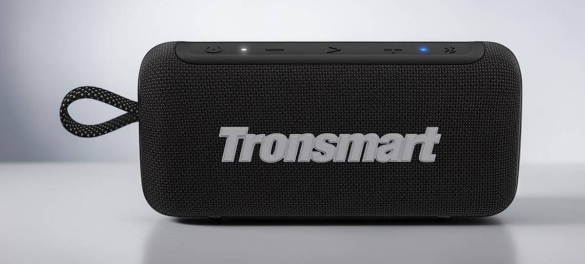 Tronsmart Trip 2 bluetooth hangszóró fekete színben, stúdió környezetben