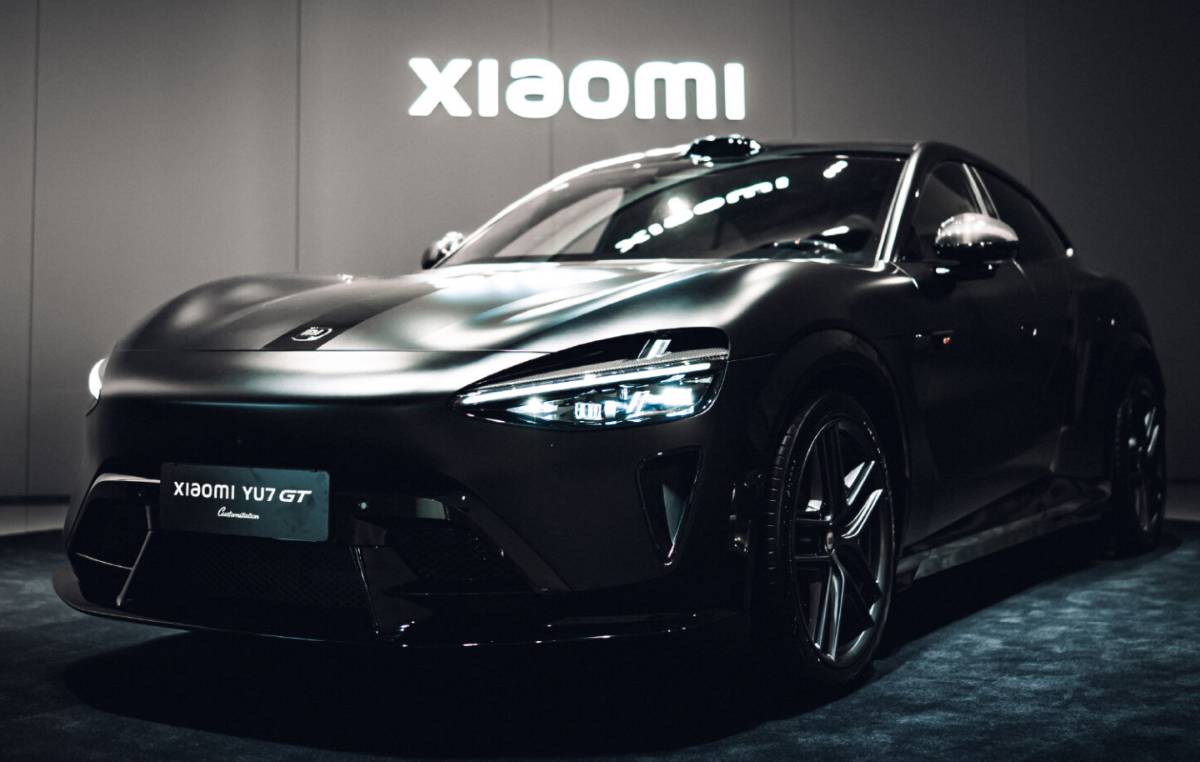 Xiaomi YU7 GT Warrior Black Matte elektromos autó fekete színben