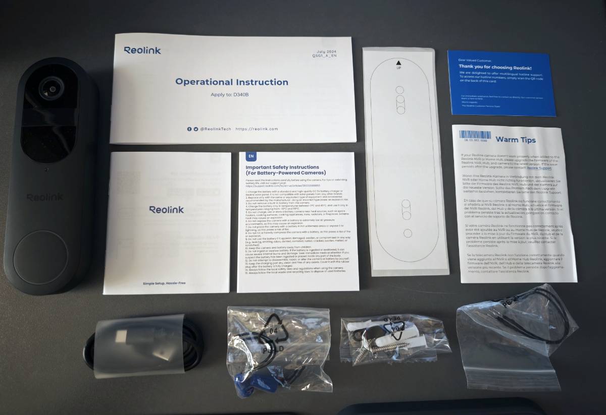 Reolink D340B csomag tartalma