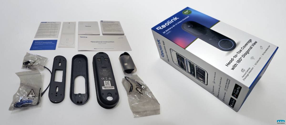 Reolink D340B doboz tartalma és a doboz