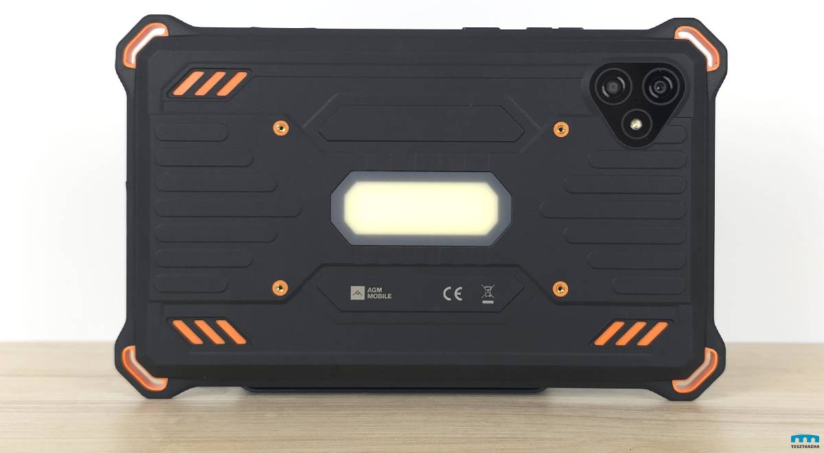 AGM PAD P3 hátlap