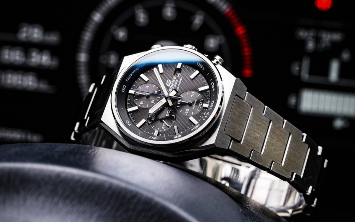 Casio EDIFICE EFSS660PB-1A