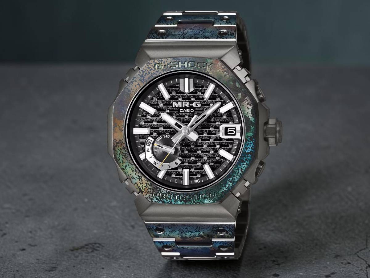 Casio MRG-B2100HR-1AJR