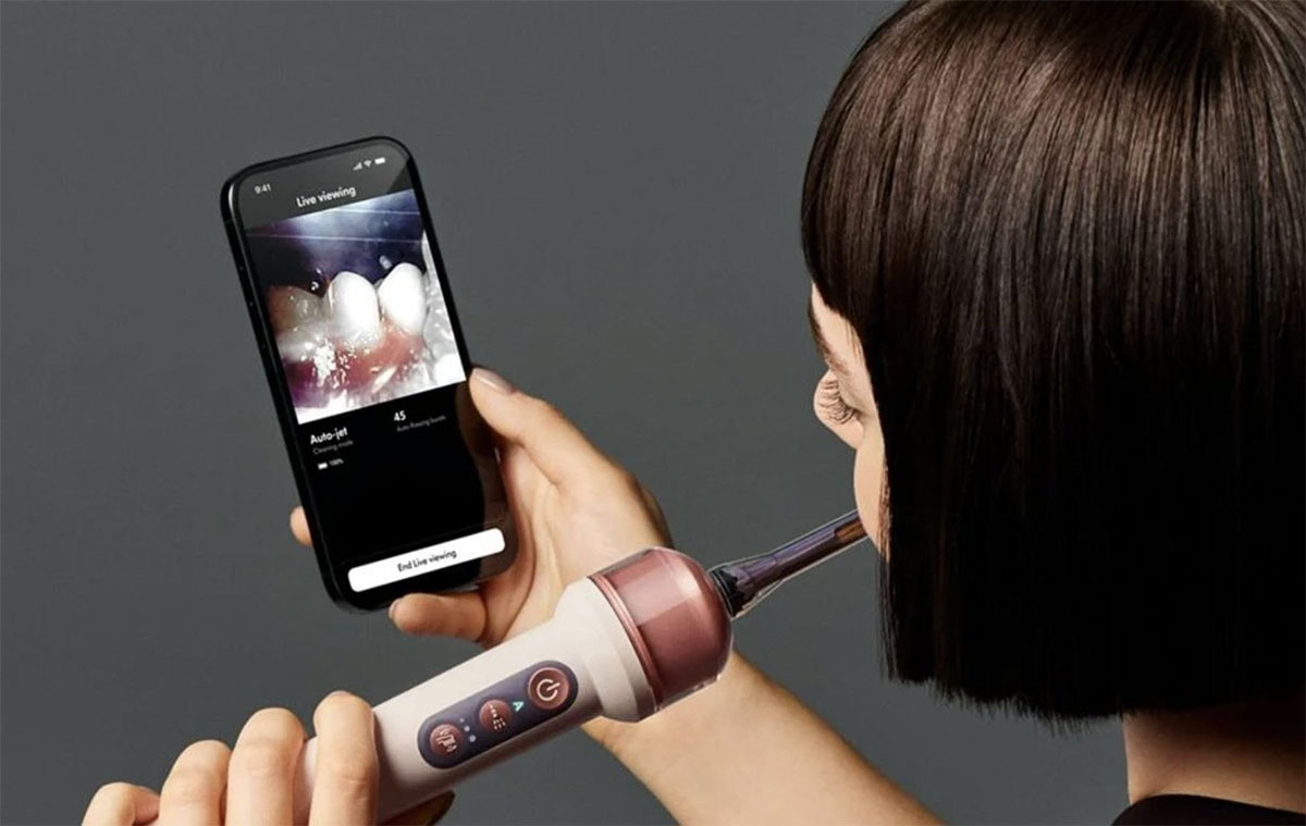 Dyson CameraJet kamerás fogkefe