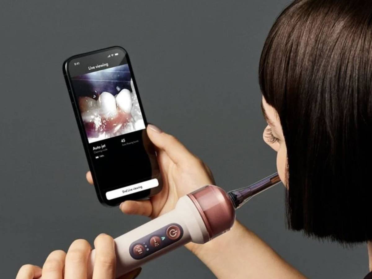 Dyson CameraJet